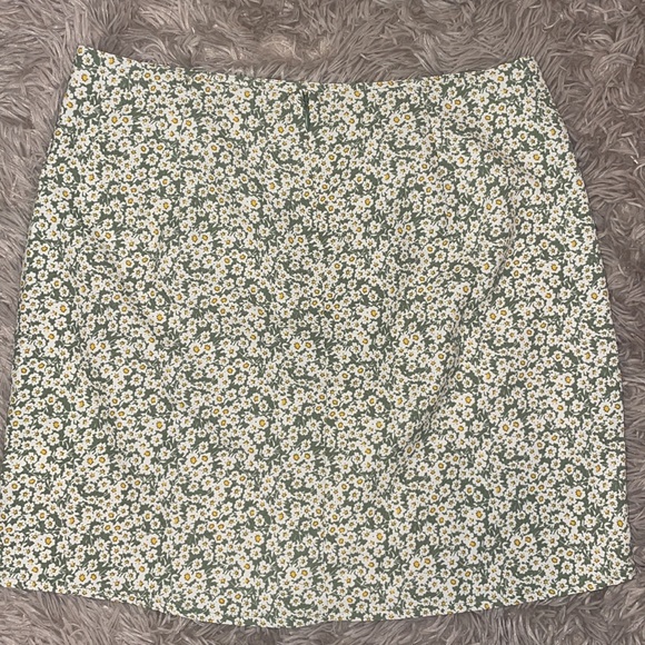 Aeropostale Summer skirt size medium - Picture 3 of 4